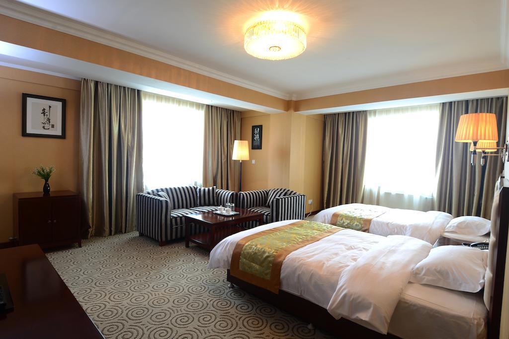 Platinum Hotel Ulán Bator Habitación foto