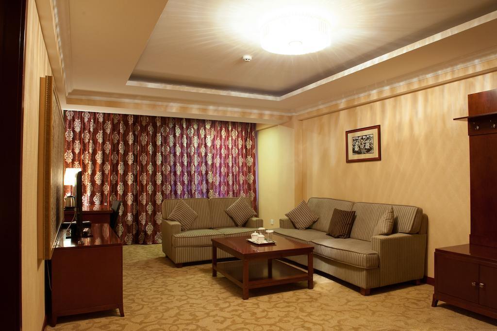 Platinum Hotel Ulán Bator Habitación foto