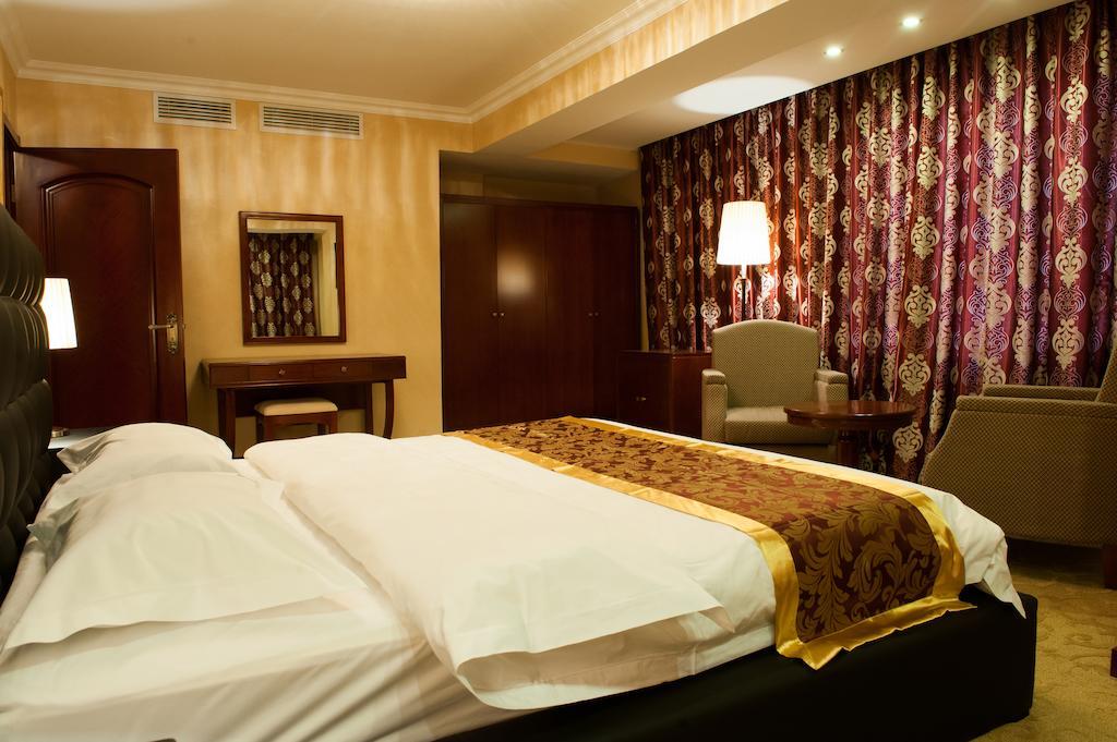 Platinum Hotel Ulán Bator Habitación foto